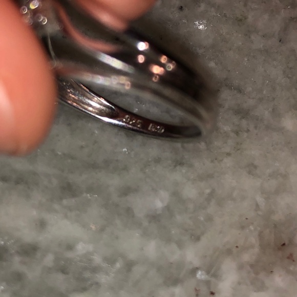 Ring - Picture 4 of 4